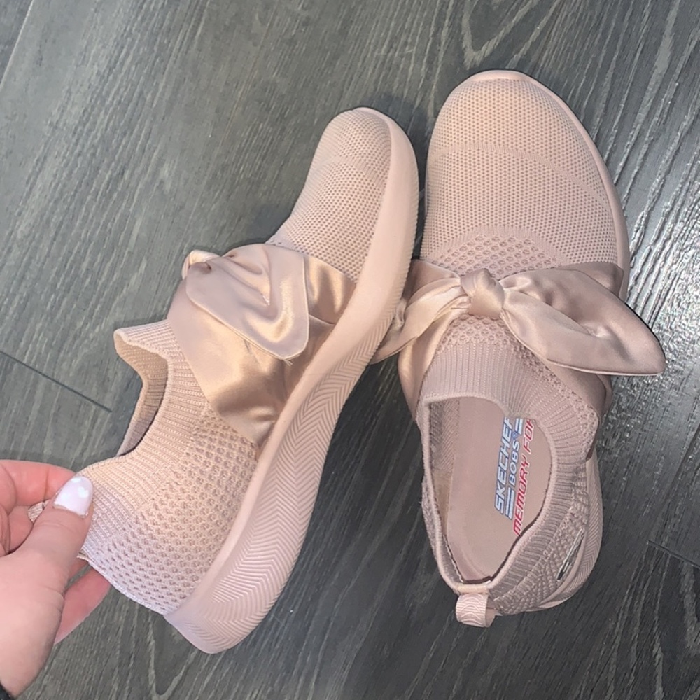 Pink Sketchers Bow Shoe - Size 7.5
